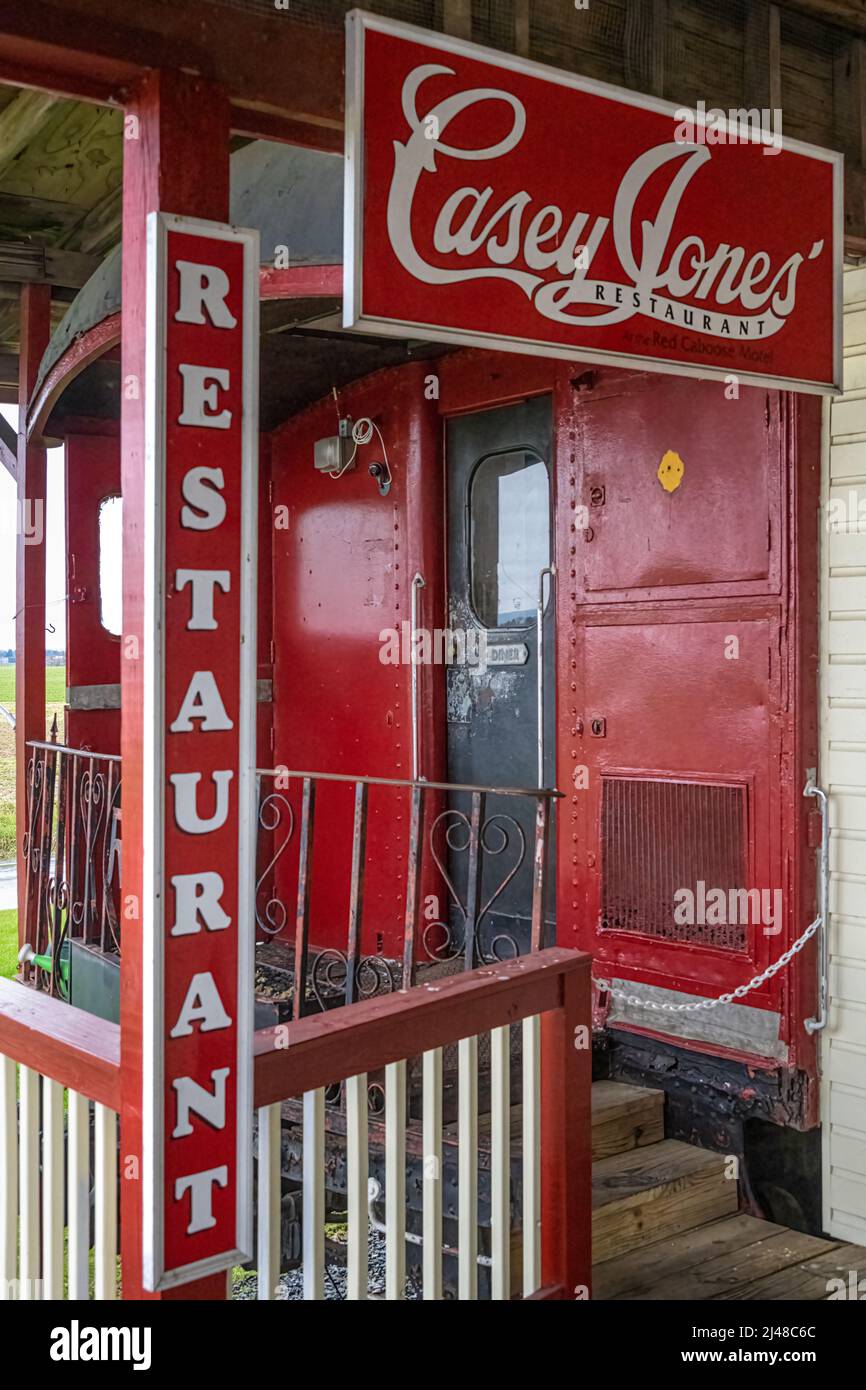 Casey Jones Restaurant, located in an authentic rail car, at the unique Red Caboose Motel & Restaurant in Ronks (Strasburg), Pennsylvania. (USA) Stock Photo