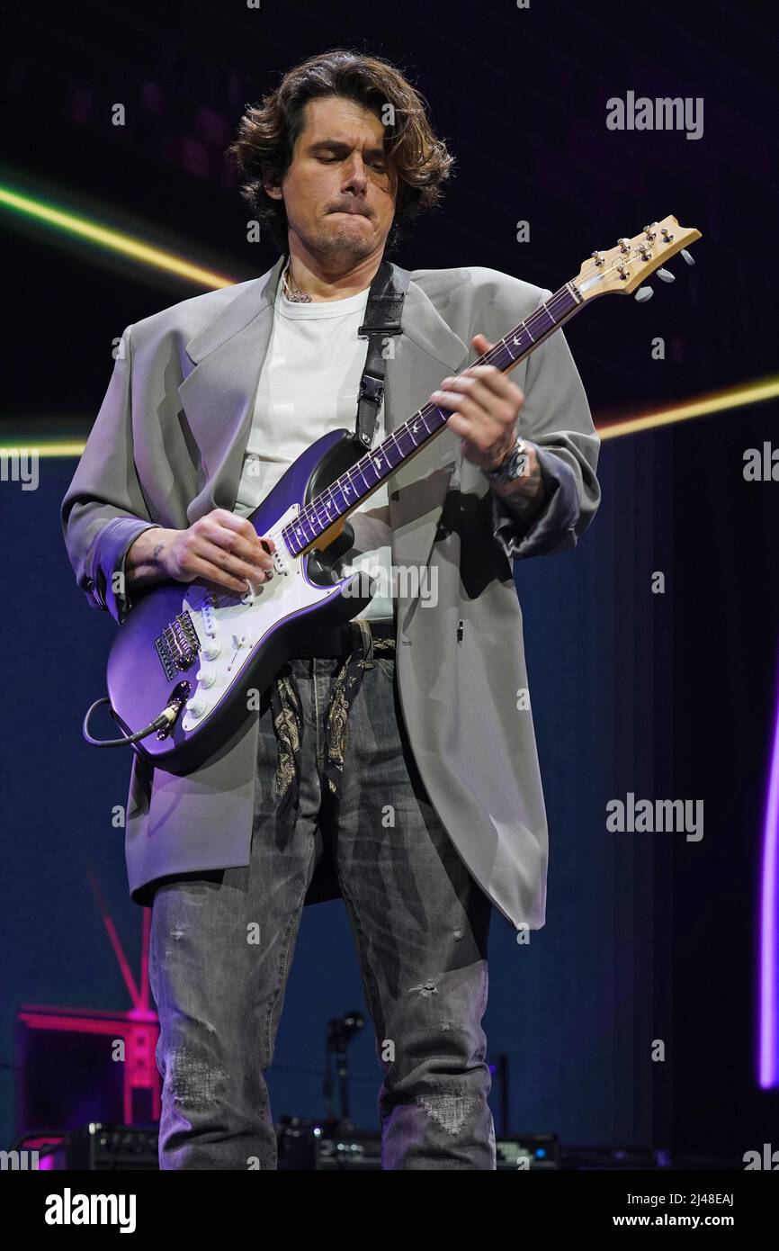 SUNRISE FL APRIL 02 John Mayer performs During the SOB Rock Tour at
