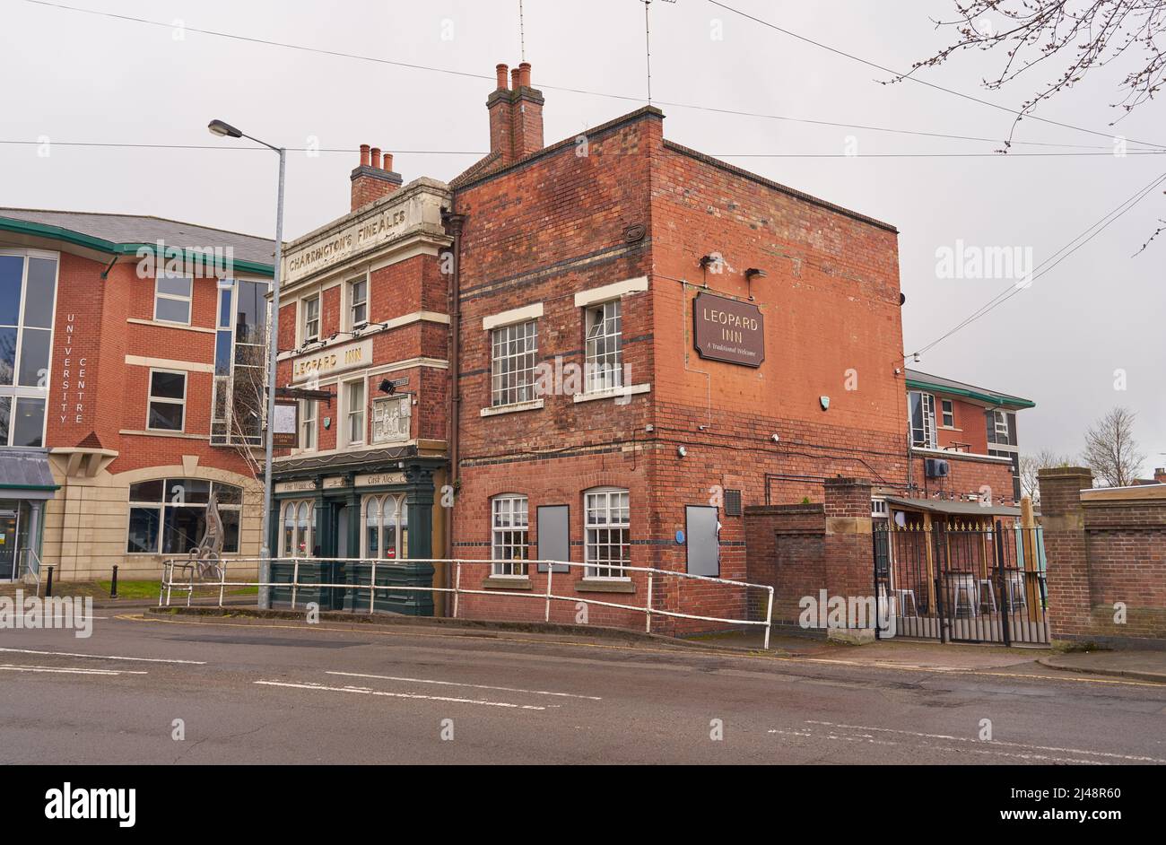Burton upon trent pub hires stock photography and images Alamy