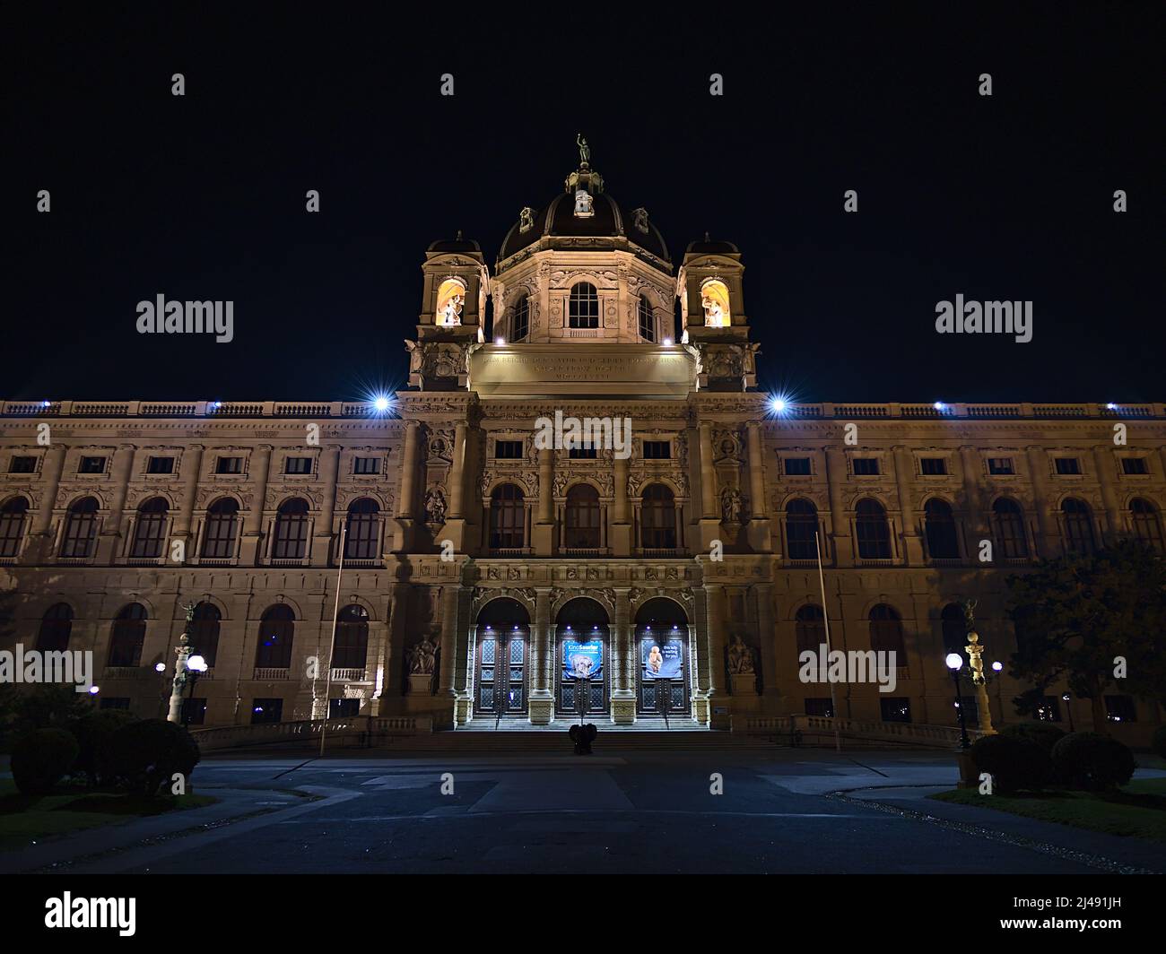 Beautiful front view of the historic Naturhistorisches Museum (NHM, natural history museum) in the downtown of Vienna, Austria by night. Stock Photo