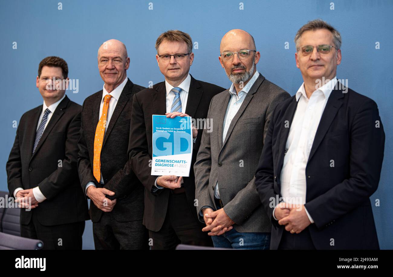 Deutsches institut fur wirtschaftsforschung hires stock photography and images Alamy