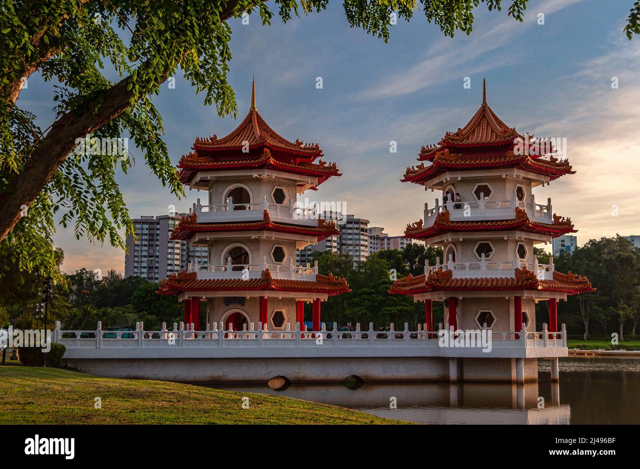 Chinese Garden Singapore Stock Photo Alamy Chinese Garden Singapore Stock Photo Alamy