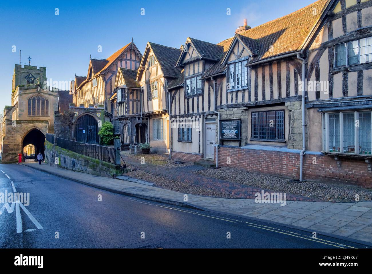 17 January 2022: Warwick, UK - Lord Leycester Hospital, a collection of buildings built between the 13th and 17th centuries, now houses a charity for Stock Photo