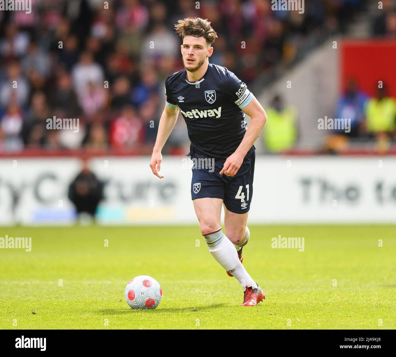 10 April 2022 - Brentford v West Ham United - Premier League - Brentford Community Stadium  Declan Rice during the match at the Brentford Community St Stock Photo