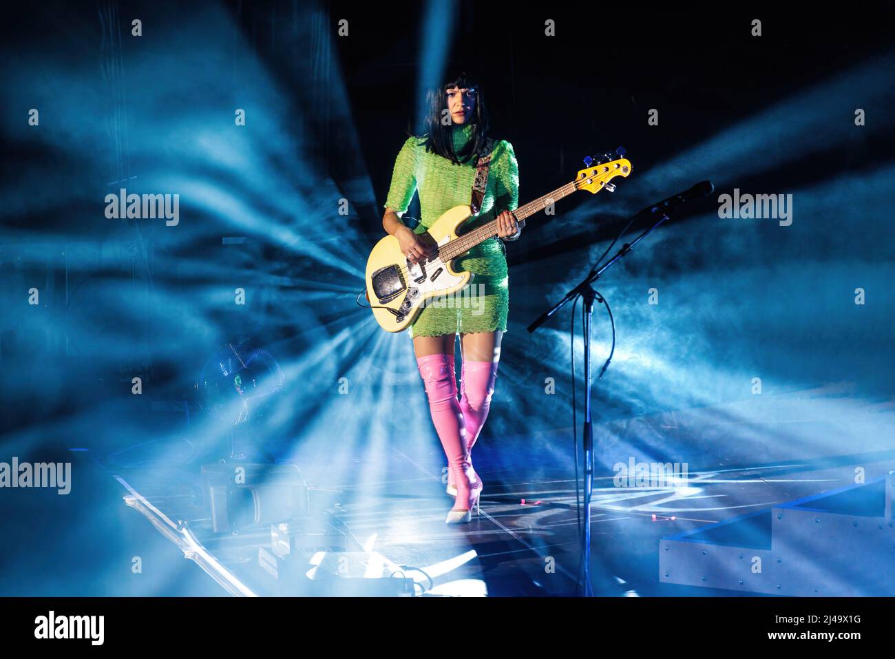 Copenhagen, Denmark. 10th, April 2022 The American funk trio Khruangbin performs a live concert at HB Hallen in Copenhagen. Here bass player Laura Lee is seen live on stage. (Photo credit: Gonzales Photo - Peter Troest). Stock Photo