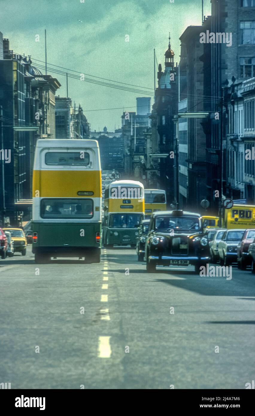 1977 archive image of taxis and buses in central Glasgow traffic. Stock Photo