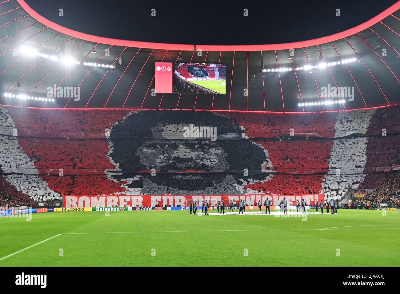 Munich, Deutschland. 12th Apr, 2022. Fan choreography honoring the late Gerd Mueller. Soccer Champions League/ quarter-finals FC Bayern Munich - Villarreal CF 1-1, on April 12th, 2022 ALLIANZARENA . Credit: dpa/Alamy Live News Stock Photo