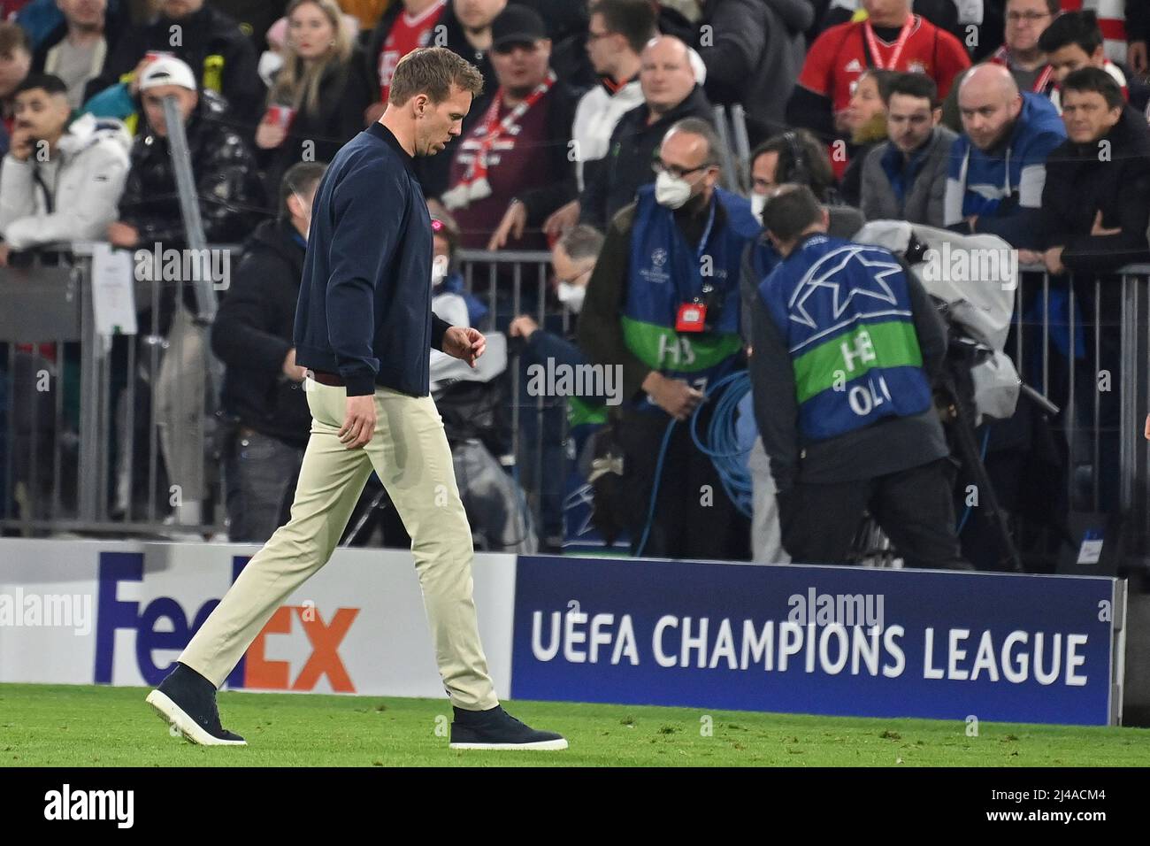 coach Julian NAGELSMANN (FC Bayern Munich), after the end of the game, disappointment, frustrated, disappointed, frustrated, dejected, elimination., KO Soccer Champions League/ quarter-finals FC Bayern Munich - Villarreal CF 1-1 on April 12th, 2022 ALLIANZARENA. Stock Photo