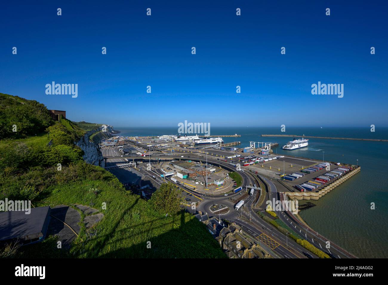 Dover eastern docks hi-res stock photography and images - Alamy