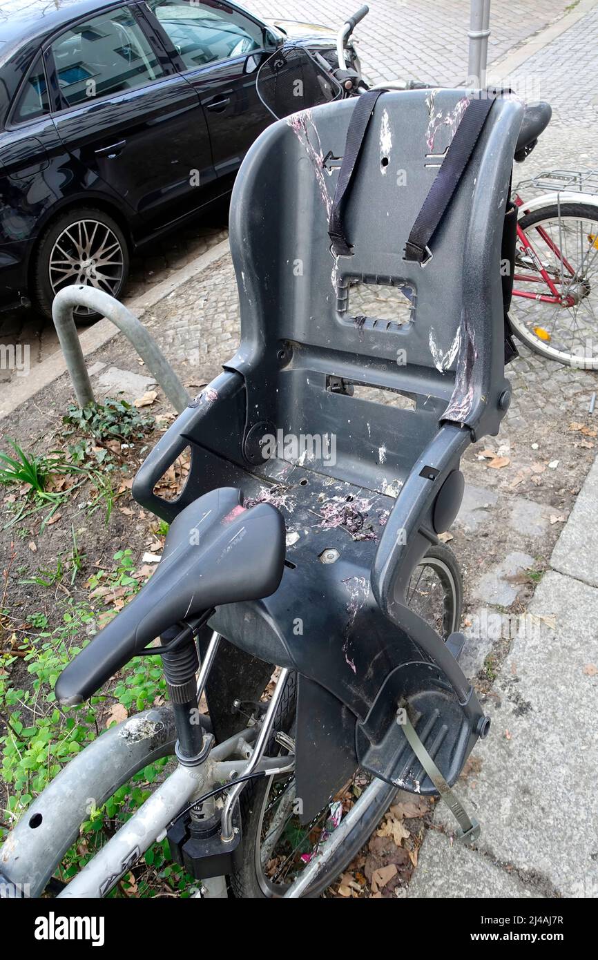 Bird droppings at a child seat on a bicycle Stock Photo - Alamy