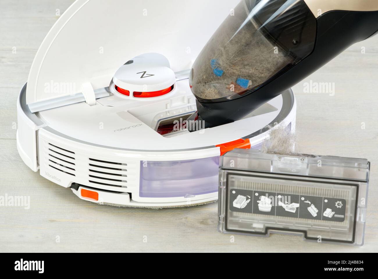 Kitchen robot hi-res stock photography and images - Alamy