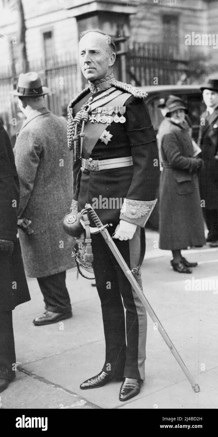 Lord Londonderry on his way to the Palace. The king holds his first levee at Buckingham Palace. March 18, 1936. (Photo by Keystone). Stock Photo