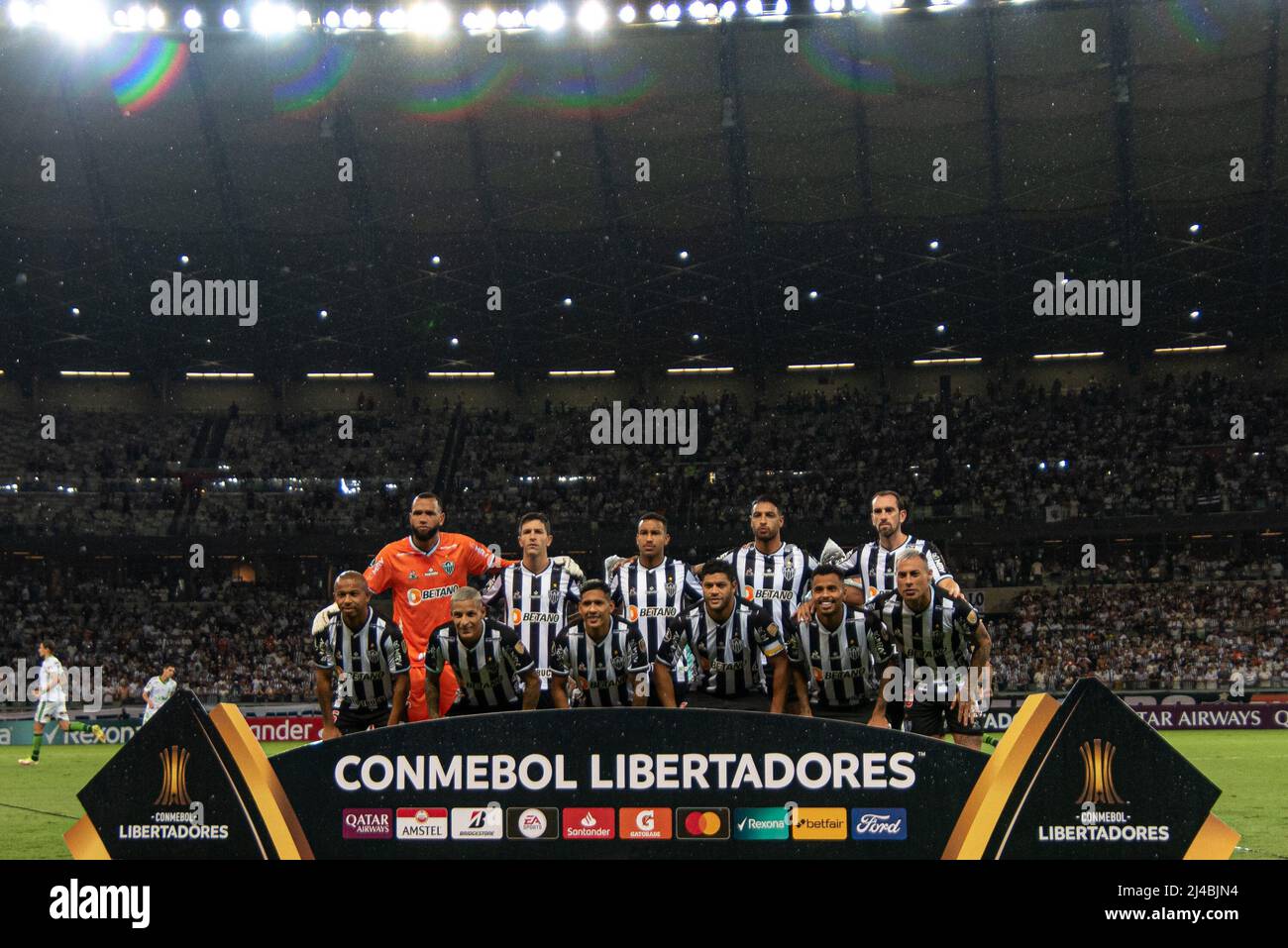 Belo Horizonte, Brazil. 13th Apr, 2022. MG - Belo Horizonte - 04/13/2022 - LIBERTADORES 2022 ATLETICO -MG X AMERICA-MG - Atletico-MG players pose for a photo before the match against America-MG at Mineirao stadium for the Copa Libertadores 2022 championship. Photo: Alessandra Torres/ Credit: AGIF/Alamy Live News Stock Photo