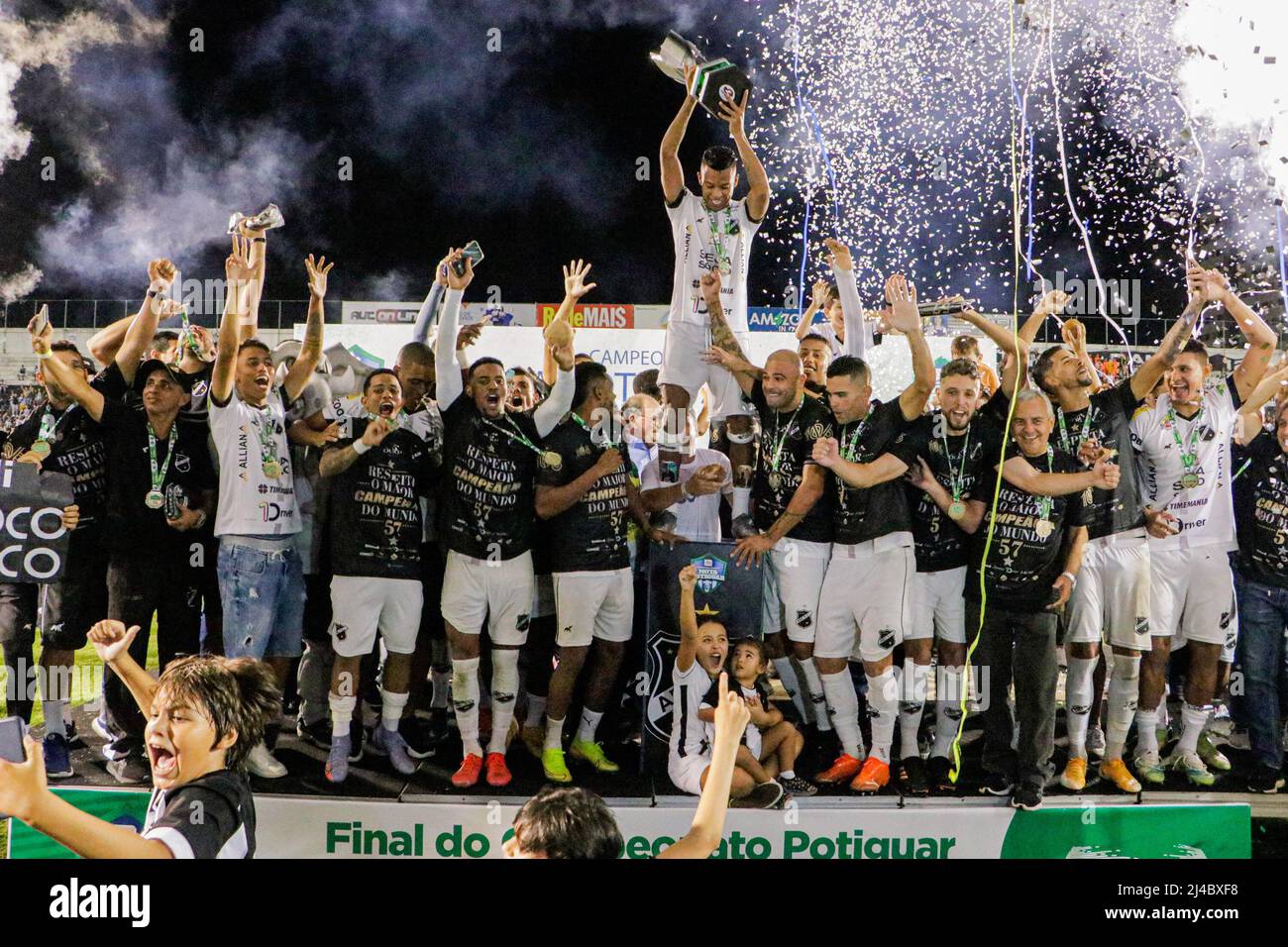 Natal, Brazil. 14th Apr, 2022. RN - Natal - 04/13/2022 - POTIGUAR 2022 FINAL, ABC X AMERICA - ABC players celebrate the title of champion during the award ceremony after winning against America-RN in a match at Frasqueirao stadium for the decision of the Potiguar 2022 championship. Photo: Augusto Ratis/AGIF Credit: AGIF/Alamy Live News Stock Photo