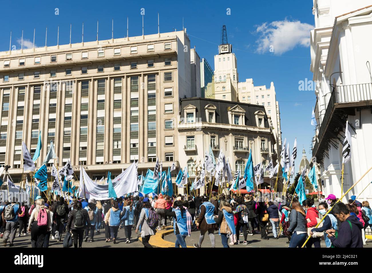 Buenos Aires, Argentina. 13th Apr, 2022. Social organizations marching towards Plaza de Mayo due to the lack of response to their social demands that they made in the last meeting with the Minister of Social Development of the Nation, Juan Zavaleta. (Photo by Esteban Osorio/Pacific Press) Credit: Pacific Press Media Production Corp./Alamy Live News Stock Photo