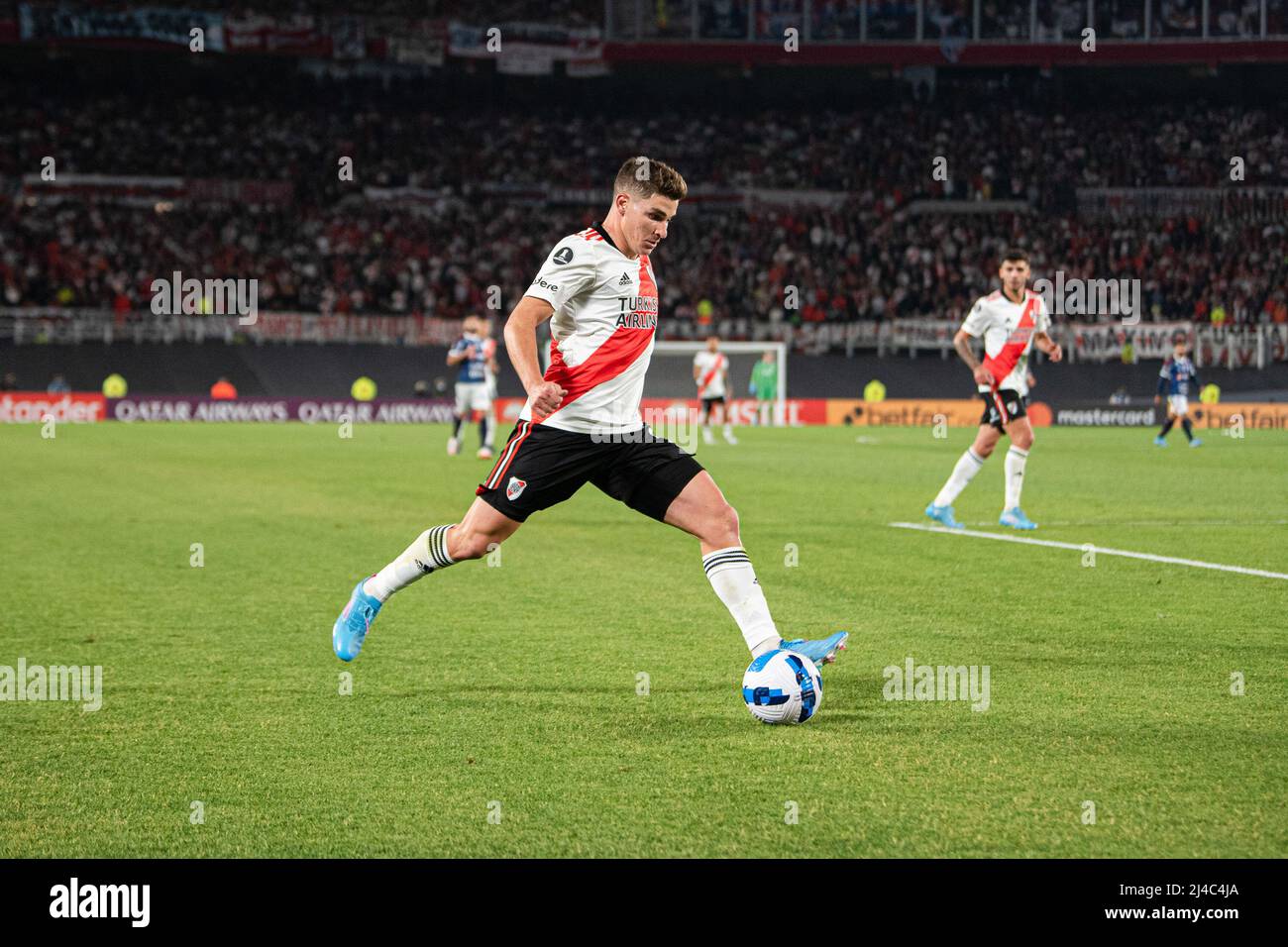 Ex-Real Madrid triallist Alvarez taking Argentina by storm as goals keep  flowing for River