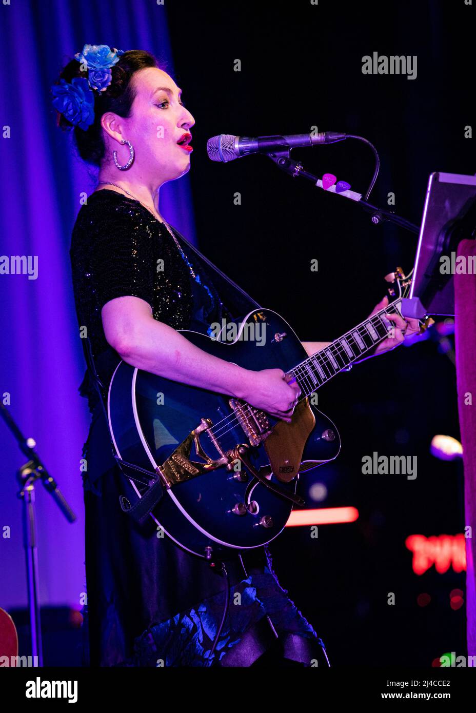 Rachael Sage, Imelda May Tour Support, Made to Love Tour, Cliffs