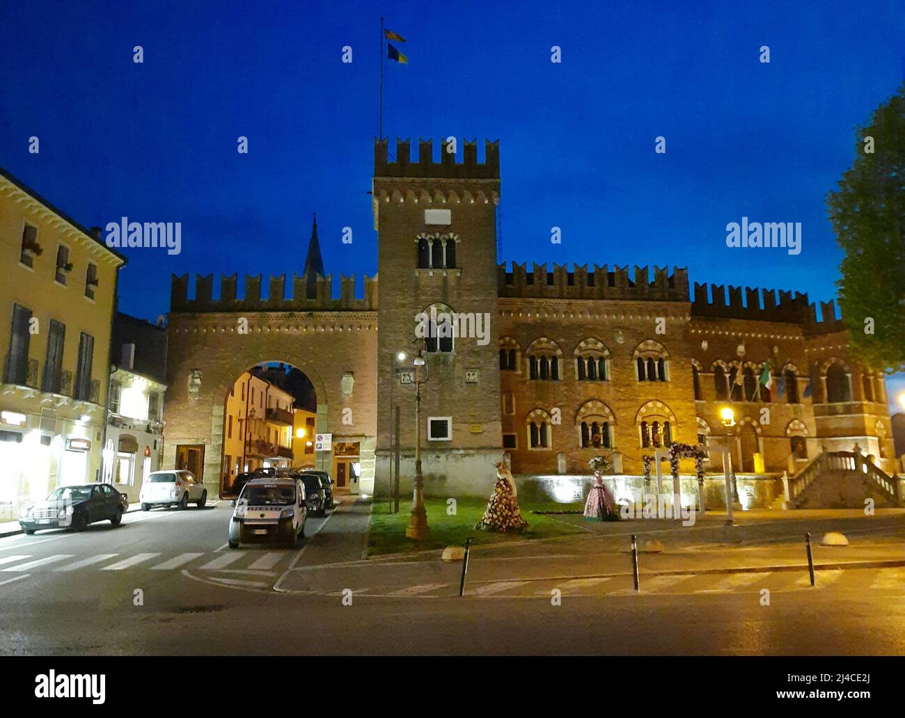 Cologna Veneta, Italy. 13th Apr, 2022. Cologna Veneta, known in Italy and abroad for the refined Almond, is dressed in colors on May 1st 2022 and perfumes for the 31st edition of 'Cologna in Fiore', the festival with the display and sale of plants, garden flowers and products of the horticultural sector.The center will be transformed into a huge flower garden where green-fingered gardeners can wander among the thousands of varieties of flowers and plants exhibited by the numerous nurserymen. (Photo by Mariano Montella/Pacific Press) Credit: Pacific Press Media Production Corp./Alamy Live News Stock Photo