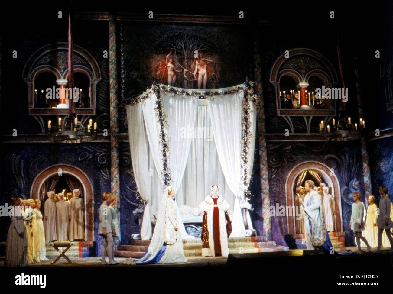 Lohengrin hi-res stock photography and images - Page 6 - Alamy