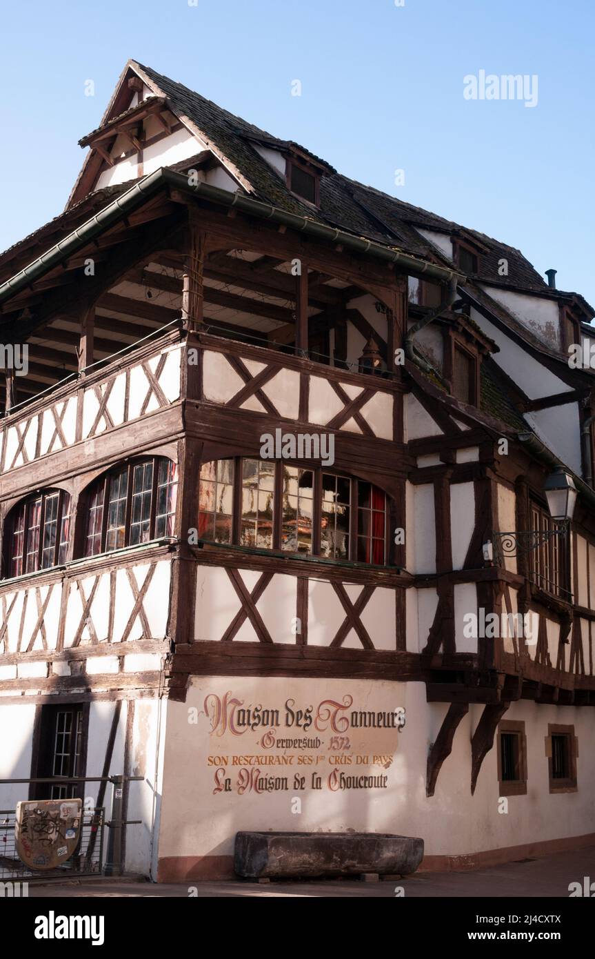 La maison des Tanneurs restaurant in the old town of Strasbourg, Unesco World Heritage Site, La Petite France district, Strasbourg, Bas-Rhin (67), Gra Stock Photo