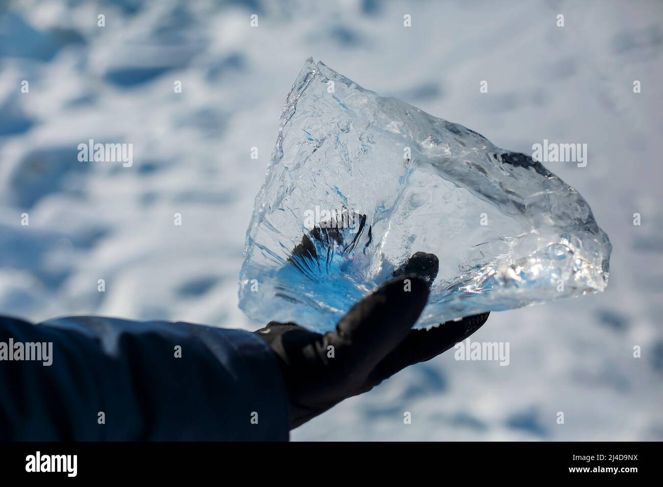 Block crushed ice hi-res stock photography and images - Alamy