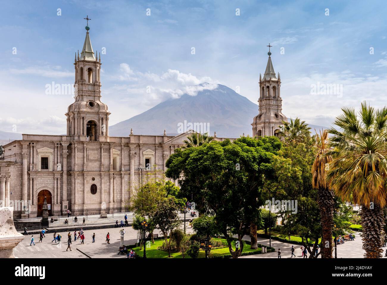 The Basilica Cathedral of Arequipa With A View Of The El Misti Volcano In The Backround, Arequipa, Peru. Stock Photo