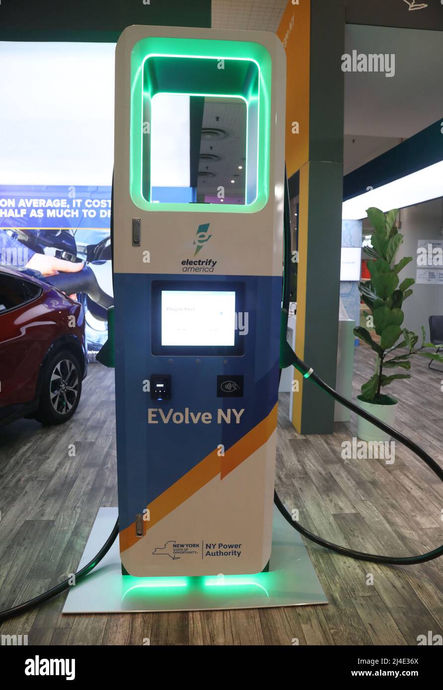 New York, New York, USA. 14th Apr, 2022. A view of a CHARGE PORT on display at the 2022 New York Auto Show held at the Jacob Javits Center. (Credit Image: © Nancy Kaszerman/ZUMA Press Wire) Credit: ZUMA Press, Inc./Alamy Live News Stock Photo