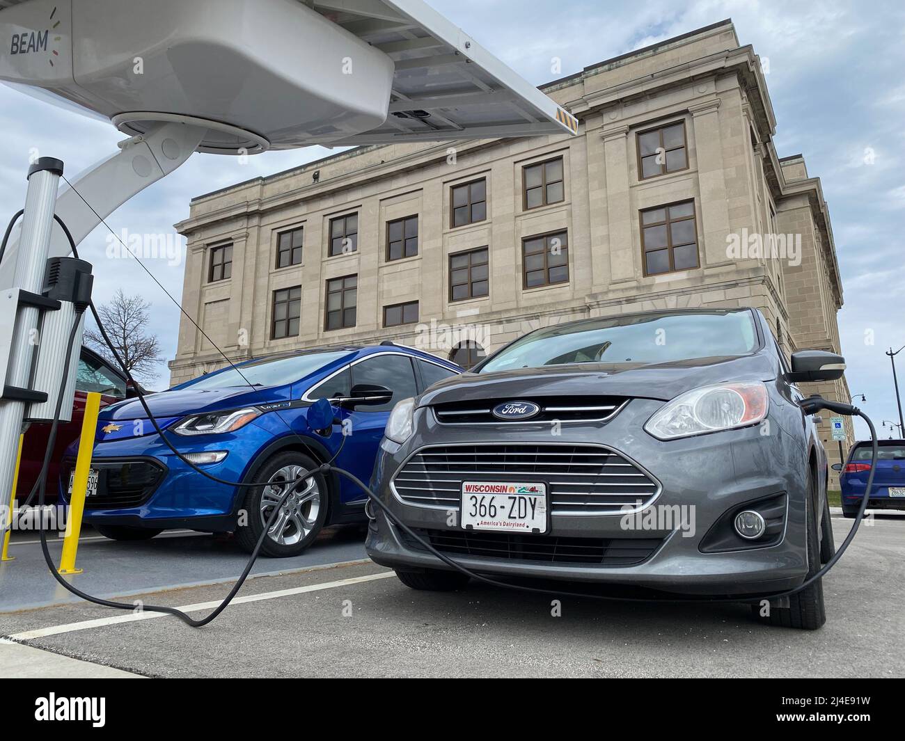 Chevy bolt 2024 solar charger