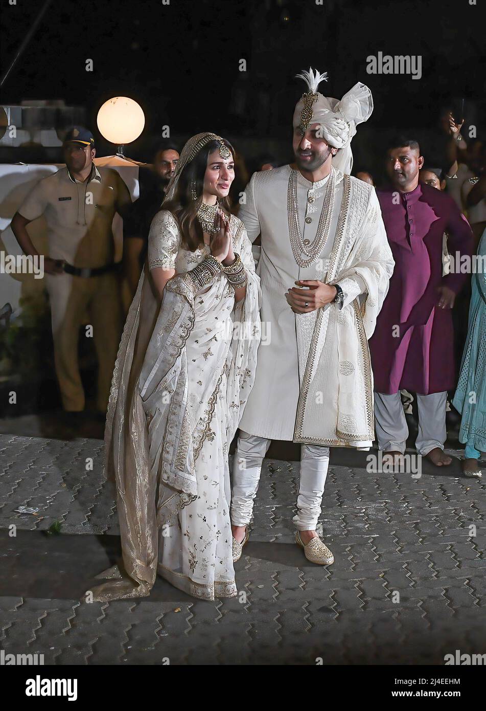 Ranbir Kapoor turns showstopper for Kunal Rawal; wife Alia Bhatt, fans  REACT to Animal star's power walk [View Pics]
