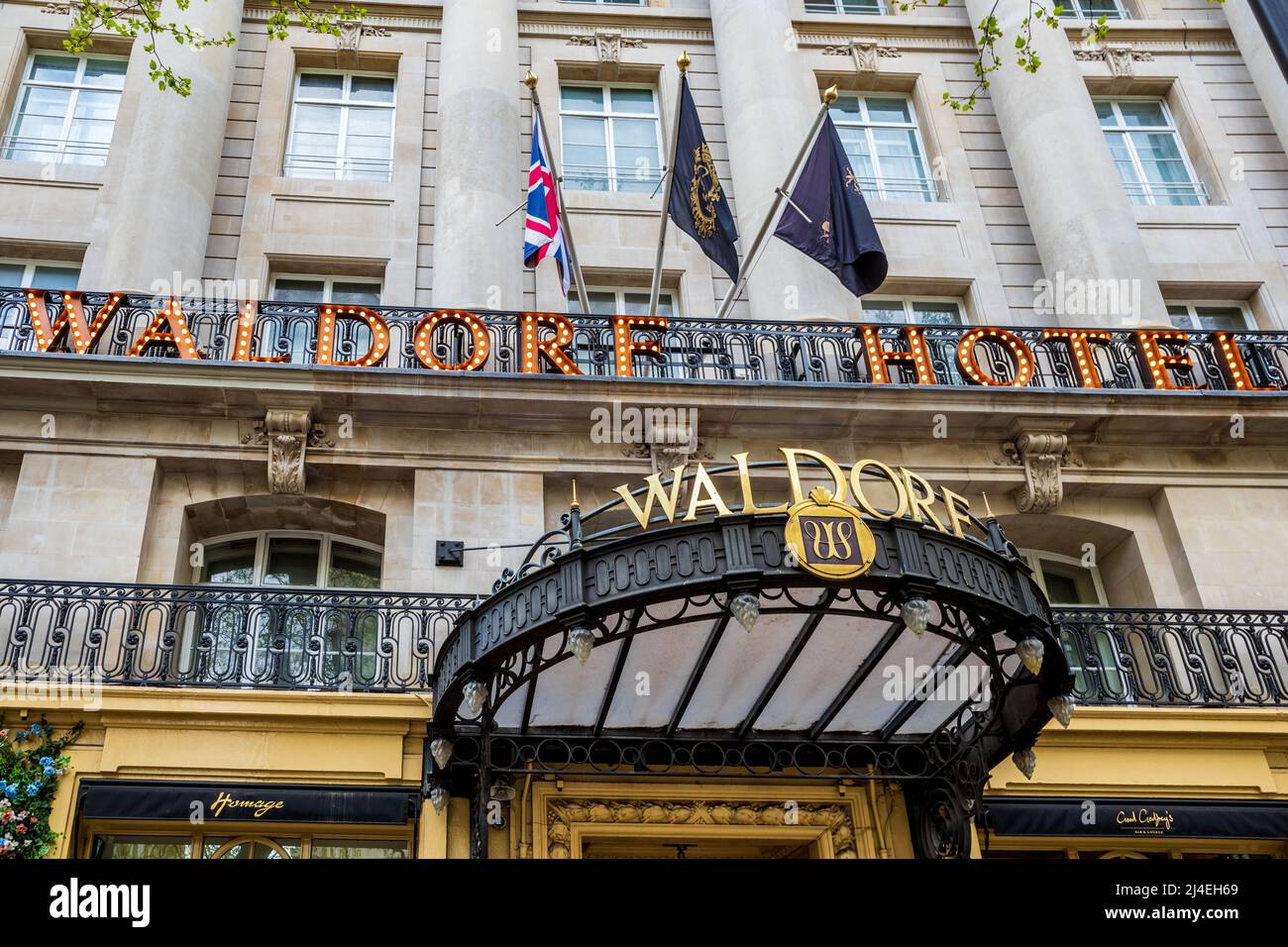 The Waldorf Hotel London - The Waldorf Hilton London - historic hotel ...