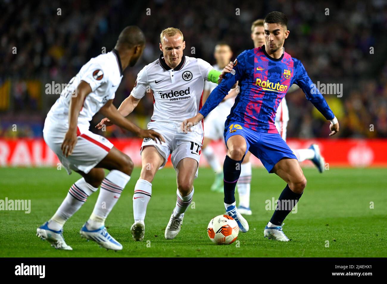 BARCELONA, SPAIN - APRIL 14: Sebastian Rode of Eintracht Frankfurt, Ferran Torres of FC Barcelona during the UEFA Europa League Quarter-Finals, Second Leg match between FC Barcelona and Eintracht Frankfurt at Camp Nou stadium on April 14, 2022 in Barcelona, Spain (Photo by DAX Images/Orange Pictures) Stock Photo