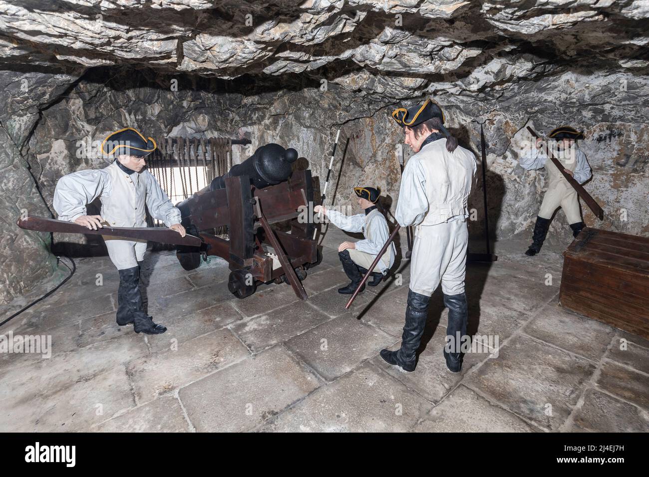 Cannon mounted on Koehler's gun carriage, Great Siege Tunnels, Gibraltar Stock Photo