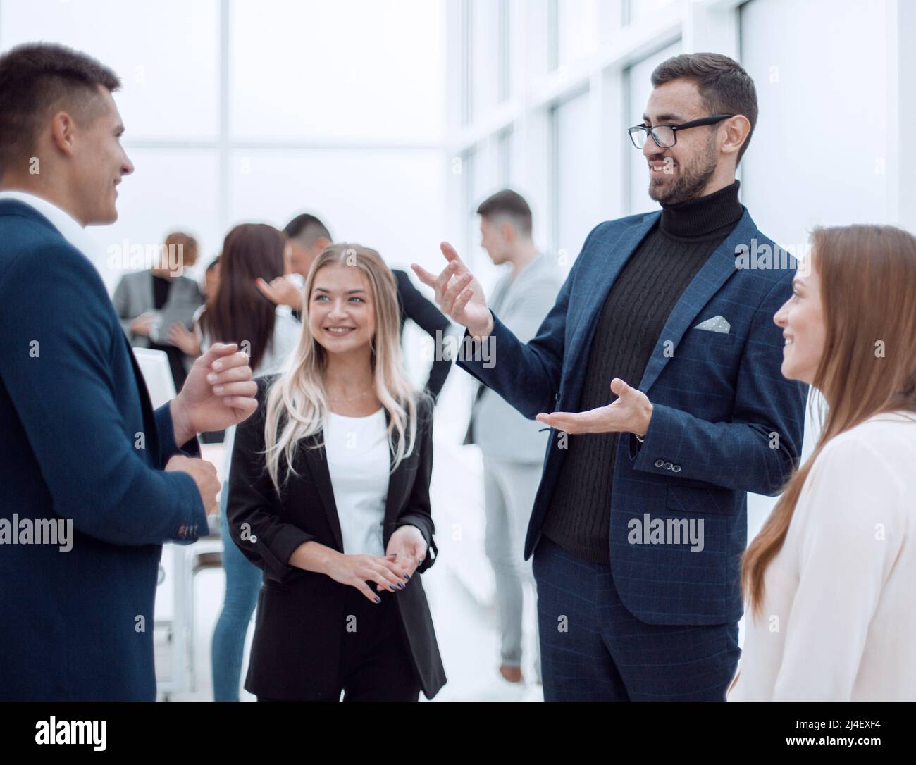 business man explaining something to his colleague Stock Photo - Alamy