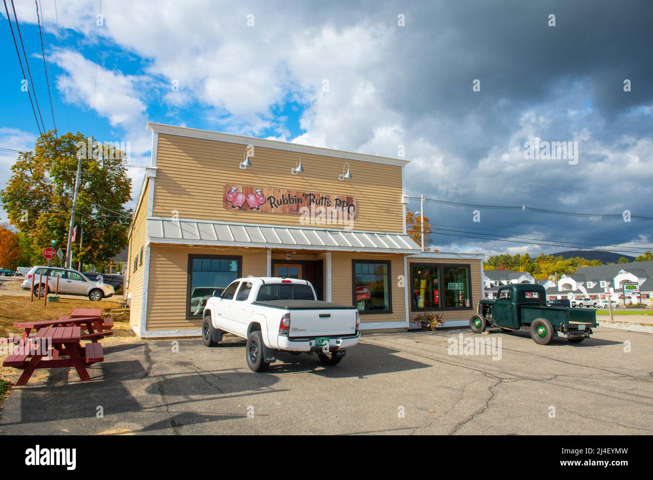 Rubbin' Butts BBQ restaurant at 313 Whittier Hwy in historic Center
