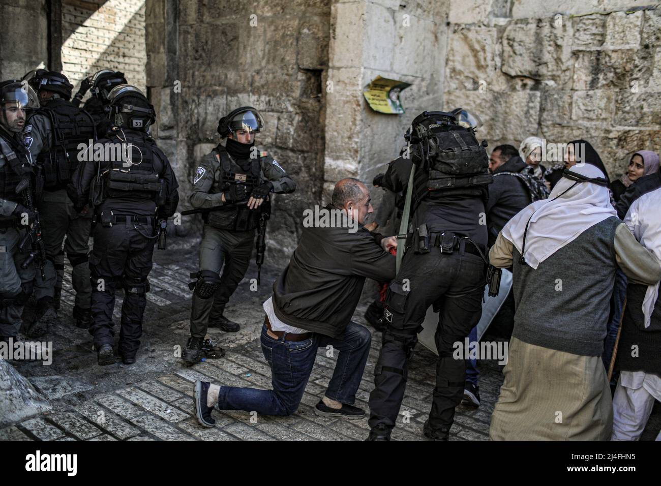 Checkpoint position hi-res stock photography and images - Alamy