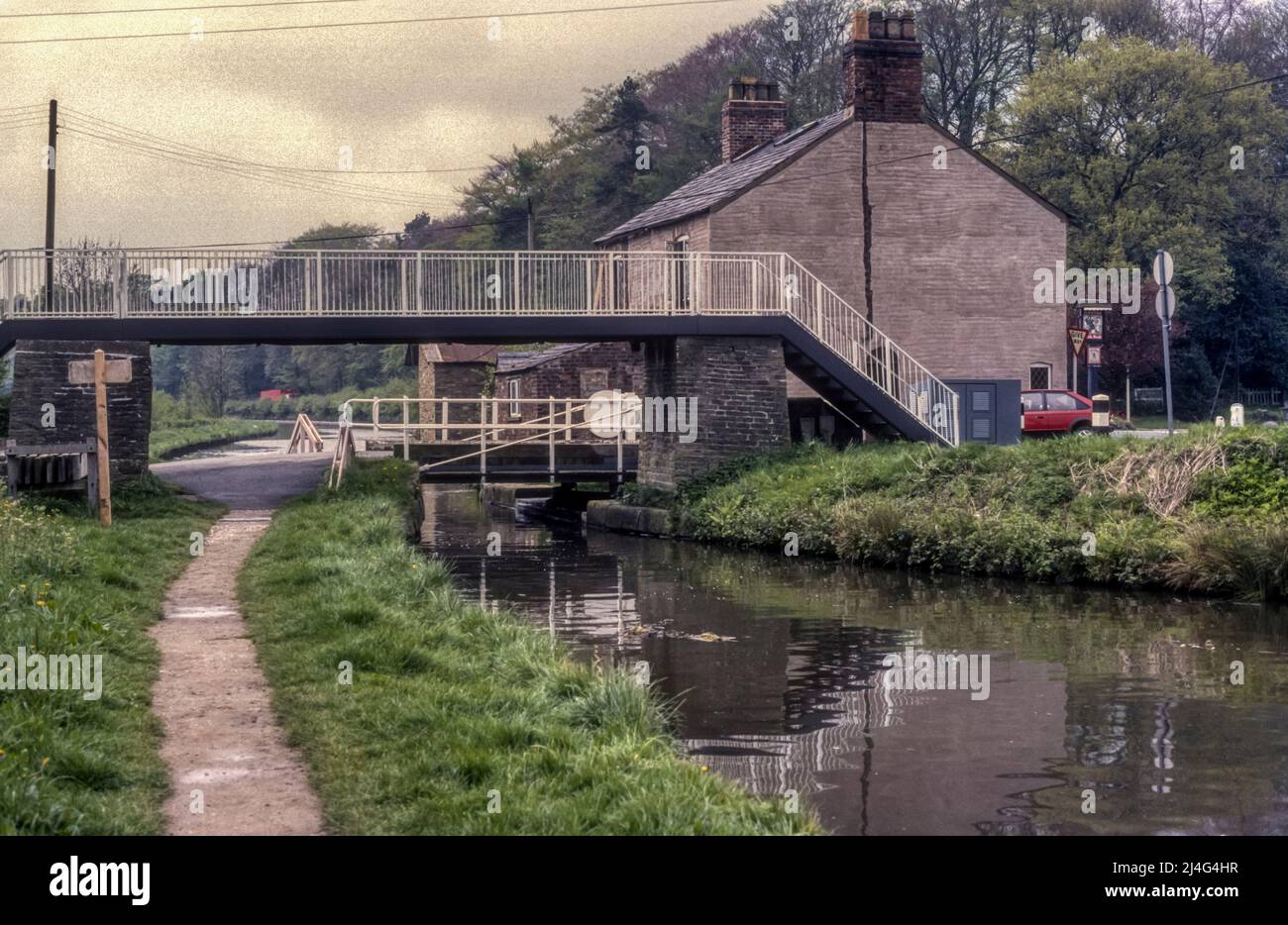 1980s macclesfield canal hires stock photography and images Alamy