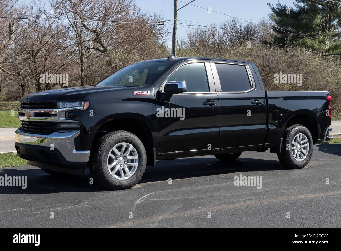 Logansport - Circa April 2022: Chevrolet Silverado 1500 Z71 display at a dealership. Chevy offers the Silverado in street, commercial and off-road mod Stock Photo