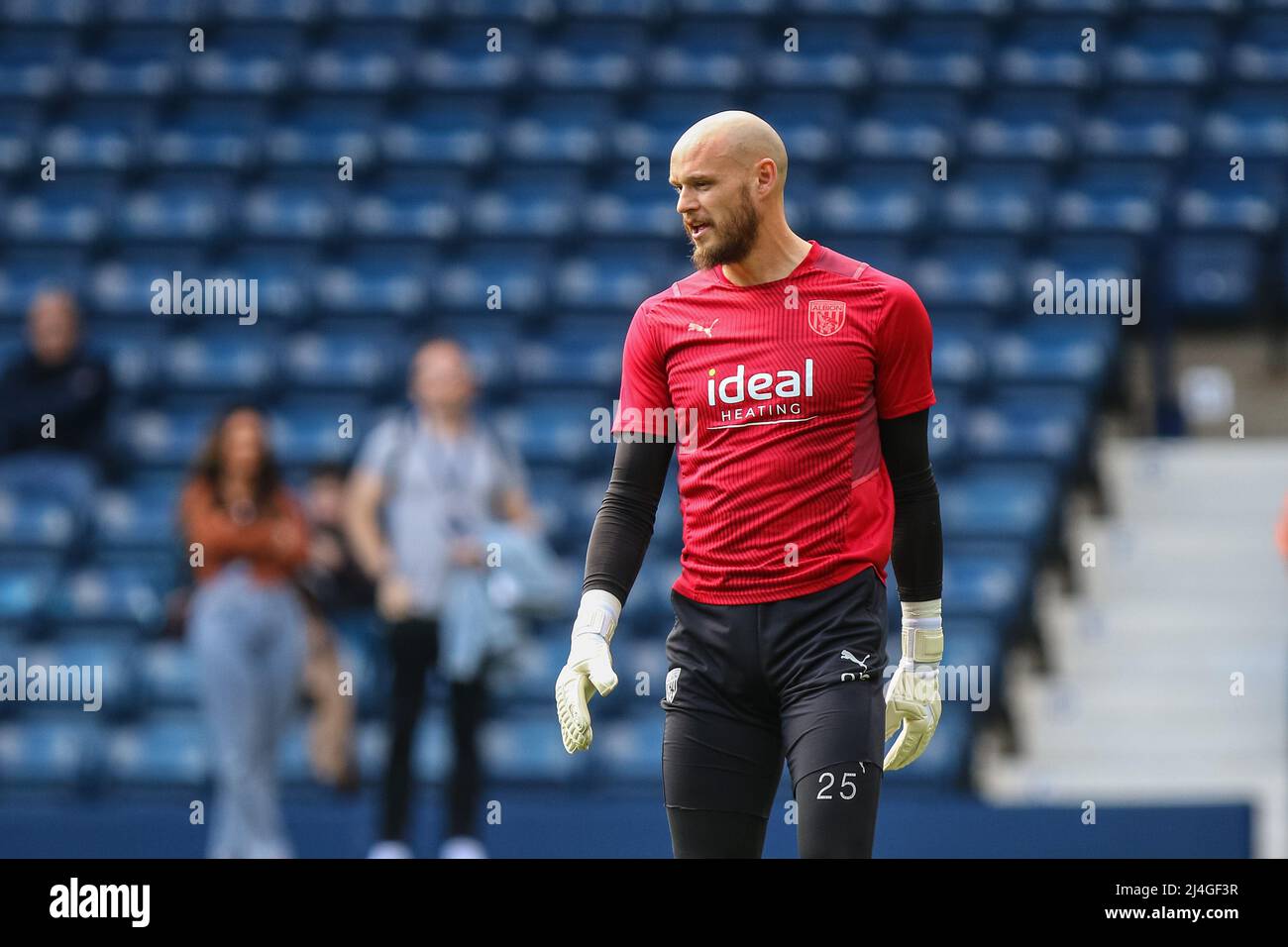 West Bromwich, UK. 15th Apr, 2022. David Button #25 of West Bromwich Albion warms up ahead of kick off in West Bromwich, United Kingdom on 4/15/2022. (Photo by Gareth Evans/News Images/Sipa USA) Credit: Sipa USA/Alamy Live News Stock Photo