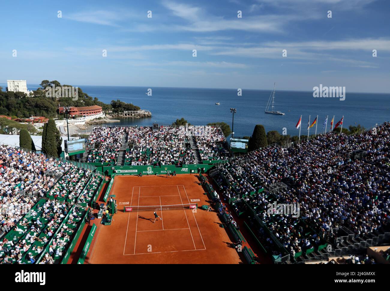 Tennis - ATP Masters 1000 - Monte Carlo Masters - Monte-Carlo Country Club,  Roquebrune-Cap-Martin, France - April 15, 2022 General view of the quarter  final match between Italy's Jannik Sinner and Germany's