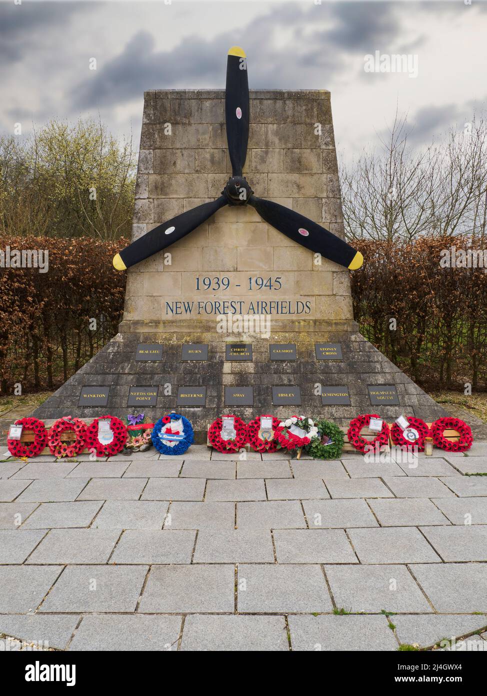 New Forest Airfields Memorial, A memorial to remember the 12 airfields within the New Forest area and the people who served at them, Bransgore, Hampsh Stock Photo
