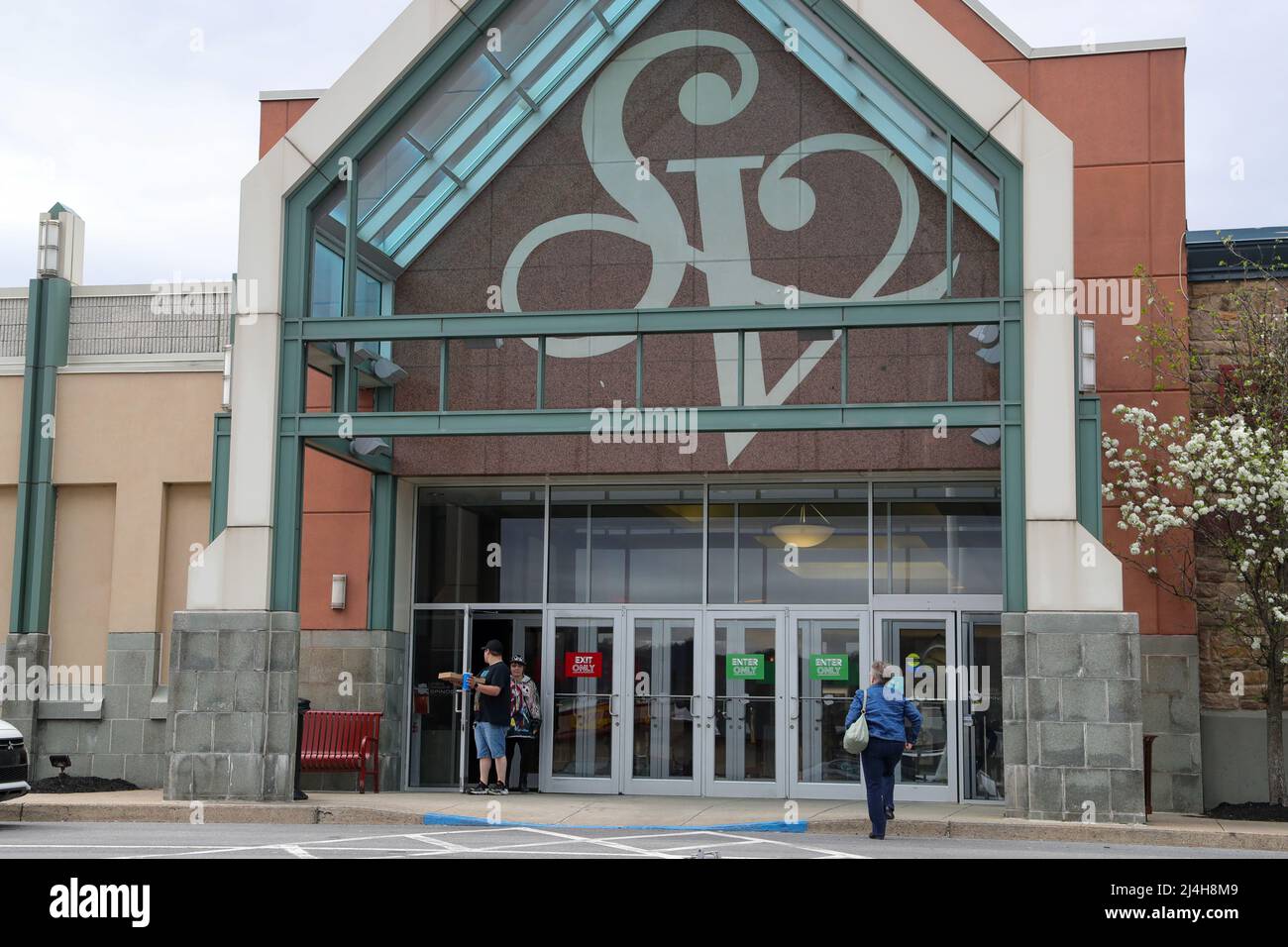Susquehanna vally mall hires stock photography and images Alamy