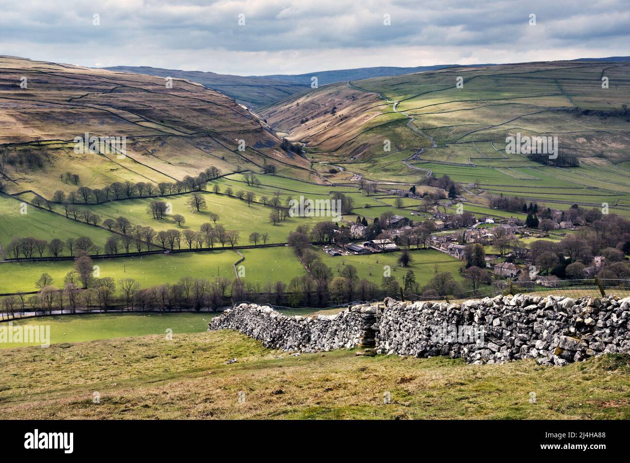 Arncliffe village in Littondale, Yorkshire Dales National Park. The village has been used for filming TV's 'Emmerdale' and 'All Creatures Great and Small'. Stock Photo