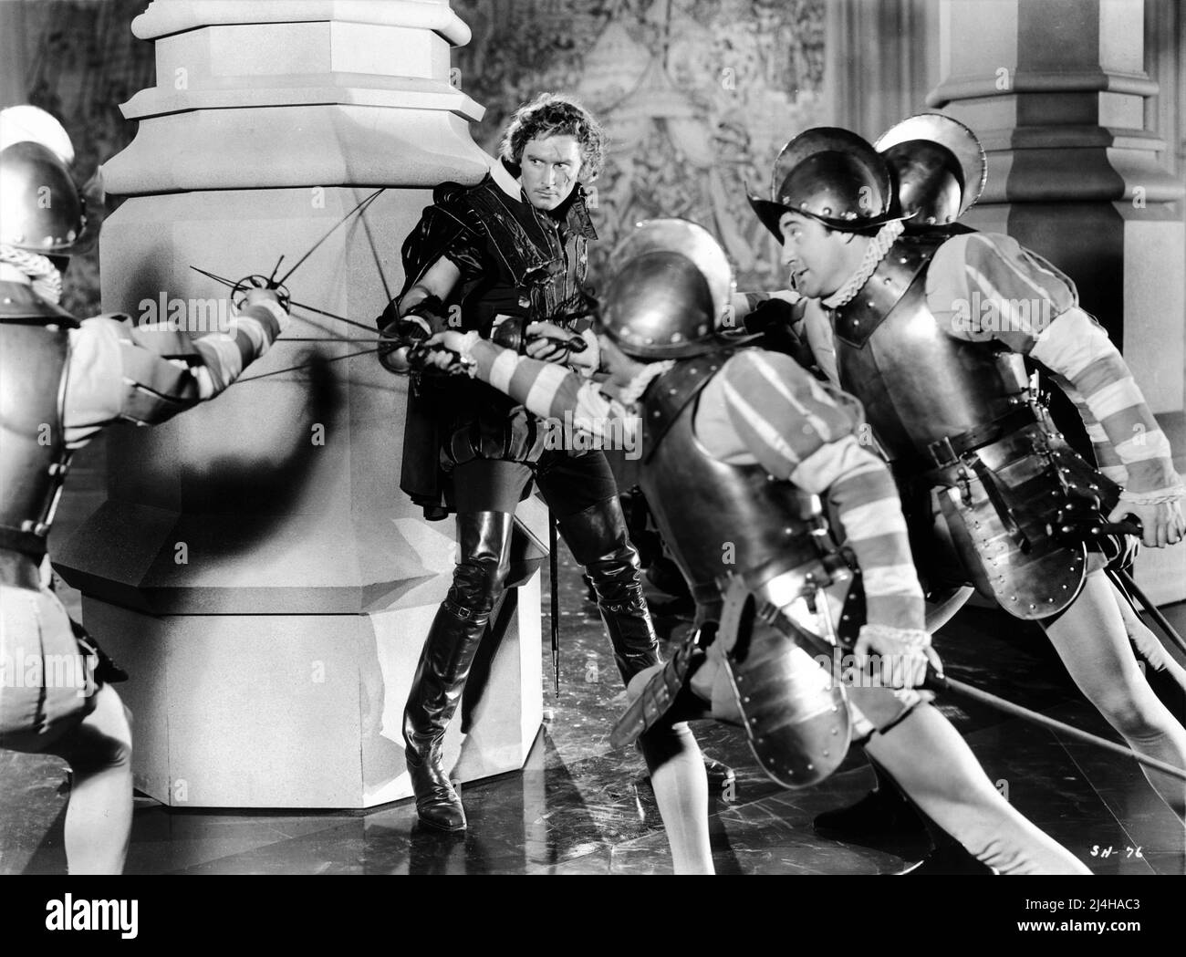 ERROL FLYNN fighting Palace Guards in THE SEA HAWK 1940 director MICHAEL CURTIZ writers Howard Koch and Seton I. Miller costumes Orry-Kelly music Erich Wolfgang Korngold Warner Bros. Stock Photo