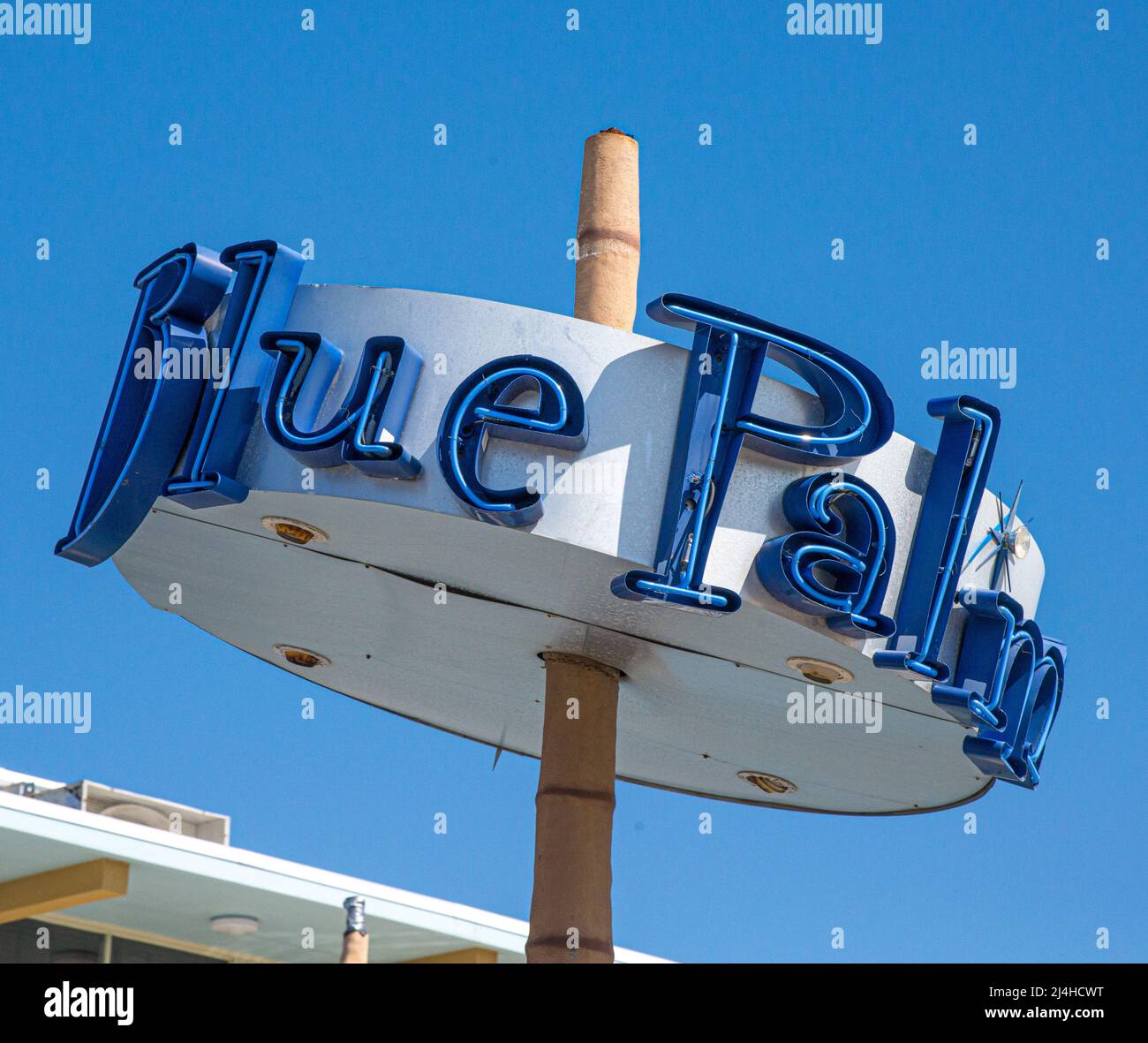 wildwood-new-jersey-neon-sign-stock-photo-alamy