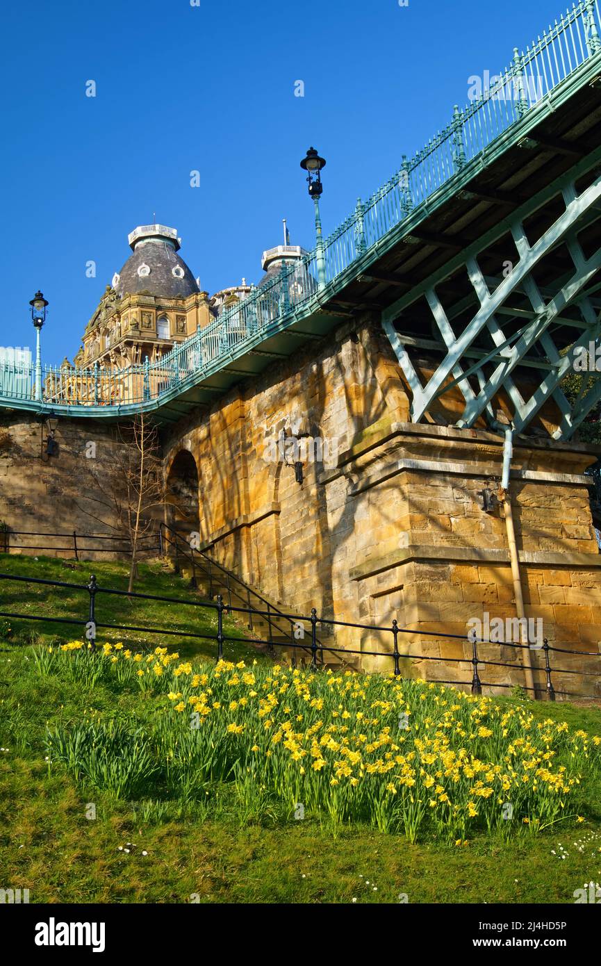 UK, North Yorkshire, Scarborough, Grand Hotel and Spa Bridge from Valley Road. Stock Photo