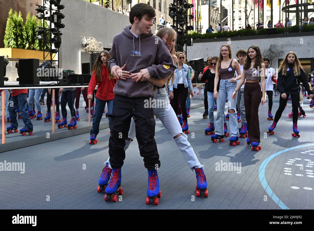 People roller-skate at the opening day of Flippers Roller Boggie Palace NYC  at the Rockefeller Center Rink on April 15, 2022 in New York Stock Photo -  Alamy