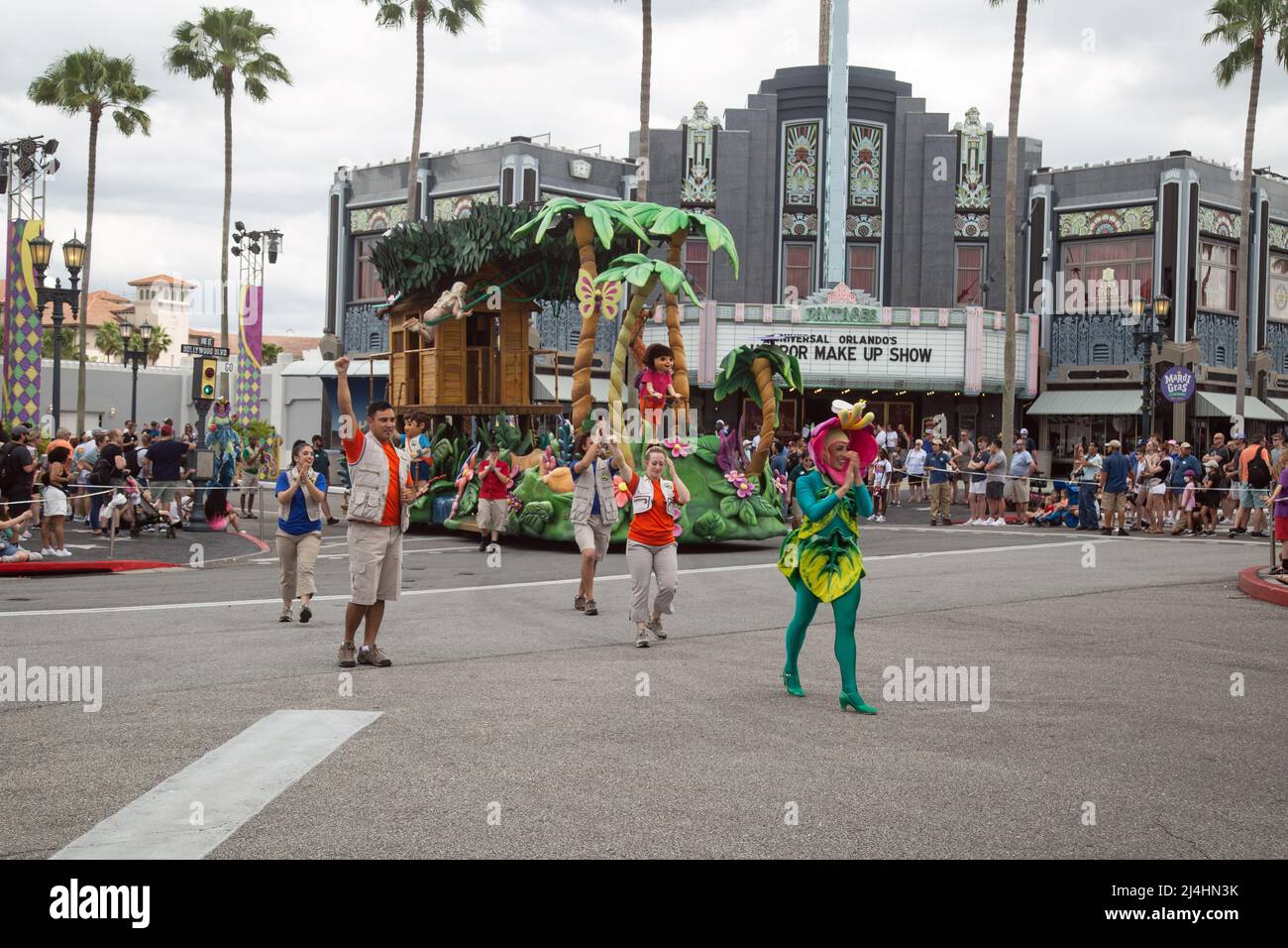 is the mardi gras parade at islands of adventure