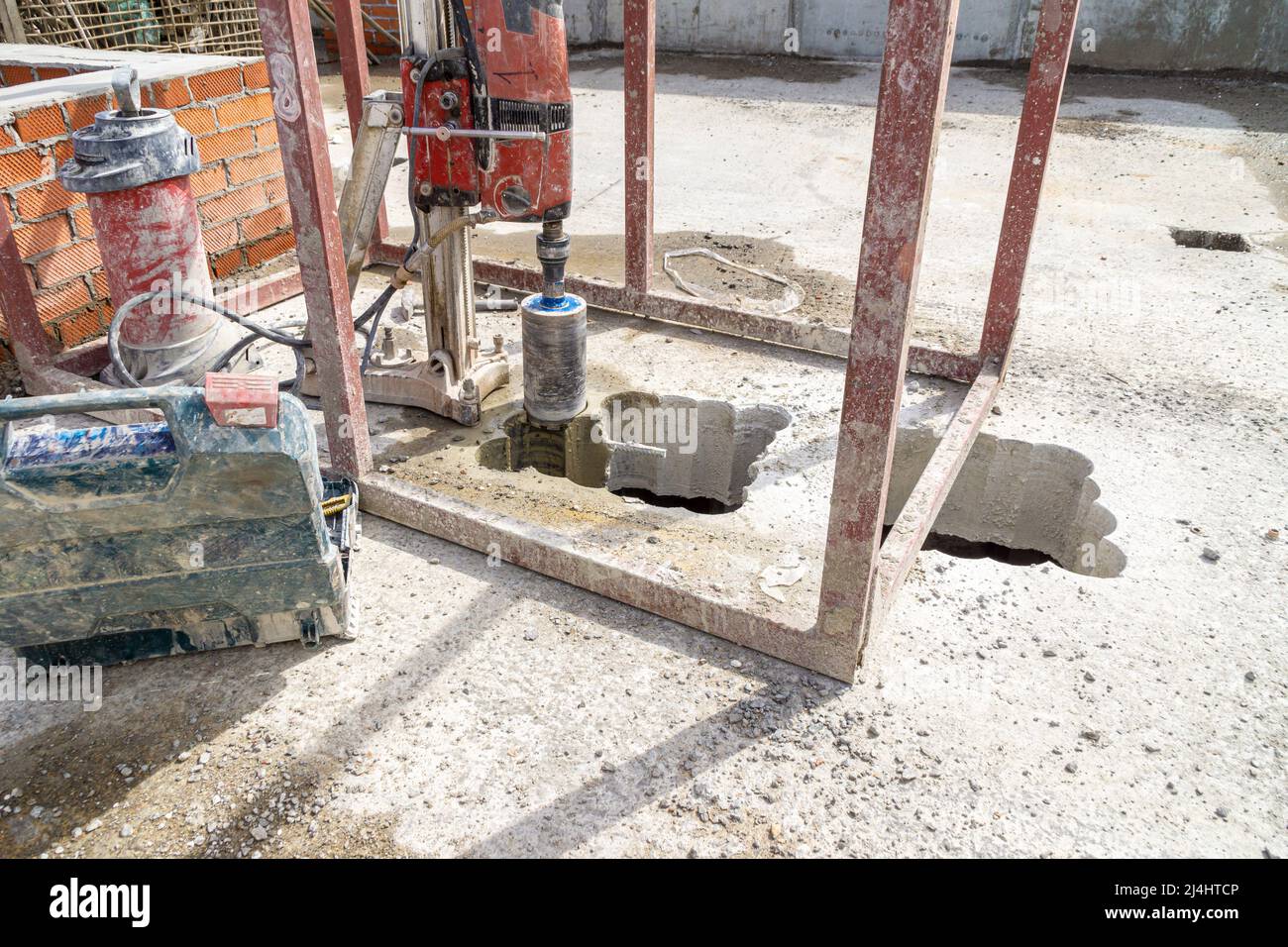 installation for drilling large holes in concrete structures, part of