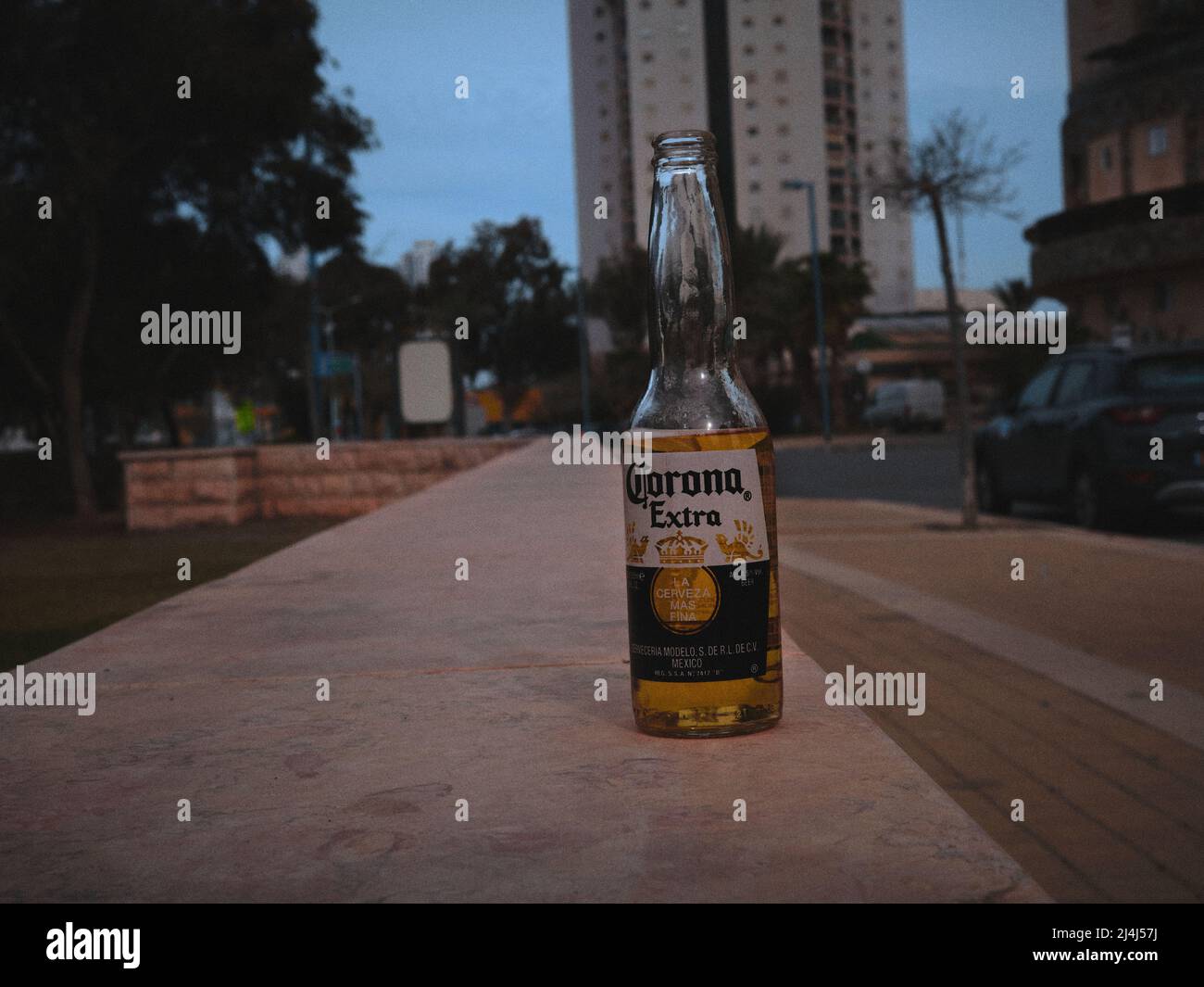 Corona Bottle Hi Res Stock Photography And Images Alamy