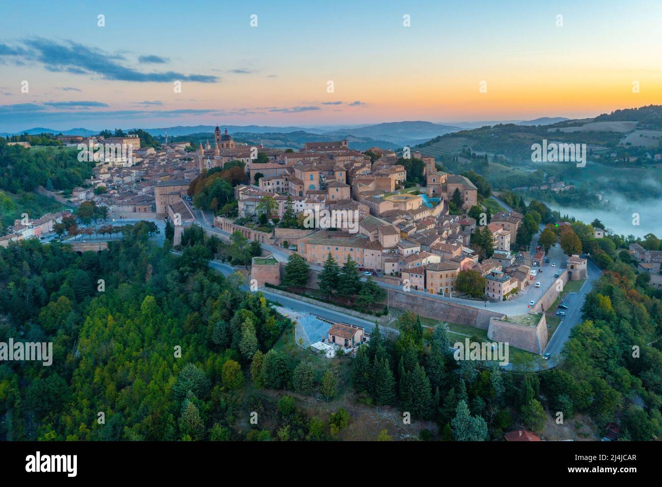 Urbino mountain panorama hi-res stock photography and images - Alamy